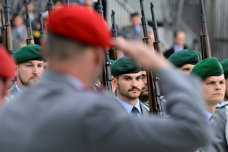 Bericht: Bundeswehr braucht wegen Nato-Verpflichtungen deutlich mehr Soldaten