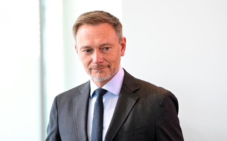 Lindner plant milliardenschwere Entlastungen bei der Einkommensteuer