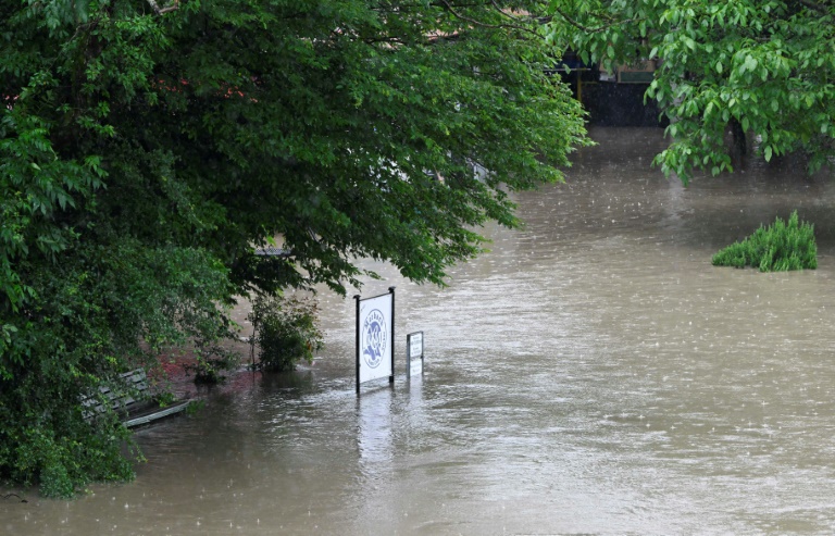 Hochwasser: Feuerwehrmann stirbt bei Rettungseinsatz in Bayern