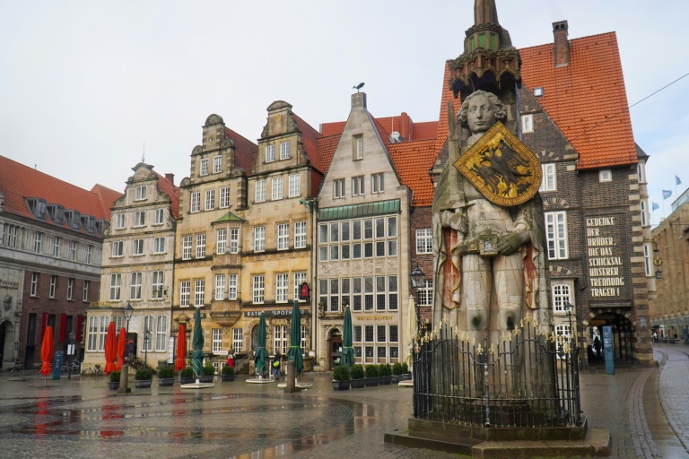 Nach Gerichtsurteil: Bremen will weiter gegen illegales Gehwegparken vorgehen