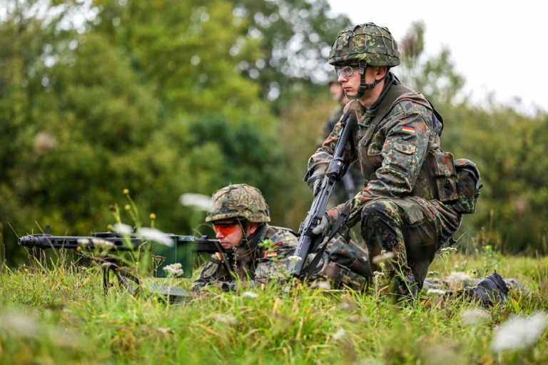 IfW-Präsident fordert Bundeswehr-Sondervermögen von bis zu 300 Milliarden Euro