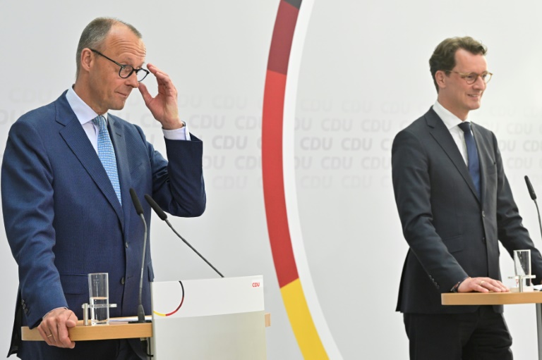 Kanzler-Umfrage: CDU-Mitglieder glauben an bessere Chancen für Wüst als für Merz