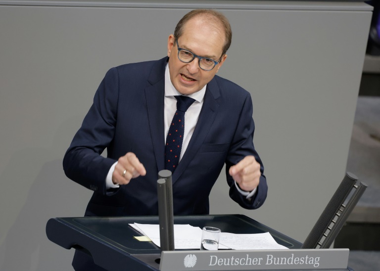 Dobrindt sieht in Scholz-Ankündigung zu Migrationsgesprächen Hinhaltetaktik