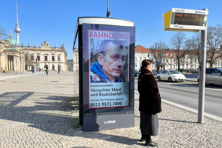 Festnahme in Berlin in Zusammenhang mit Fahndung nach mutmaßlichen RAF-Terroristen