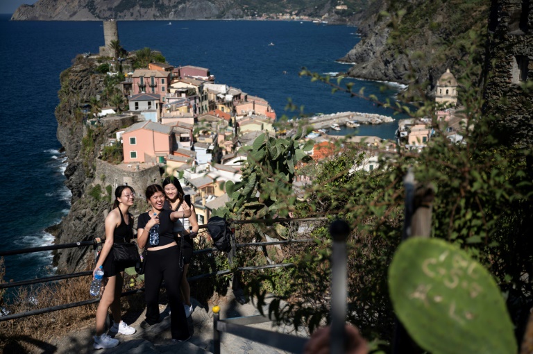 Umfrage: Viele machen Extra-Ausflug für Angeber-Fotos - Manche fälschen auch