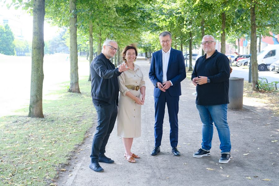 Düsseldorf: Bundesdrogenbeauftragter besucht die Moskauer Straße