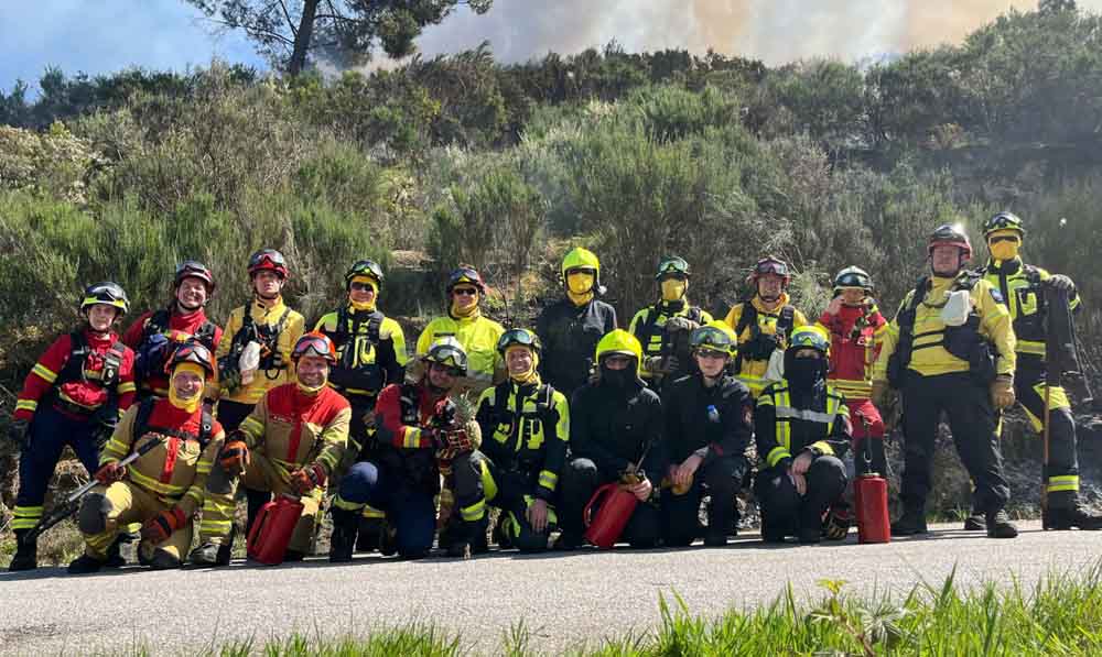 Feuerwehr Krefeld übt Brandbekämpfung in Portugal