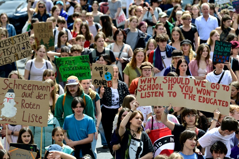 Klimastreik: Dutzende Demonstrationen von Fridays for Future in Deutschland