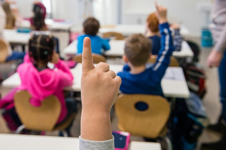 Deutsche bewerten Schulen im Schnitt nur als mittelmäßig