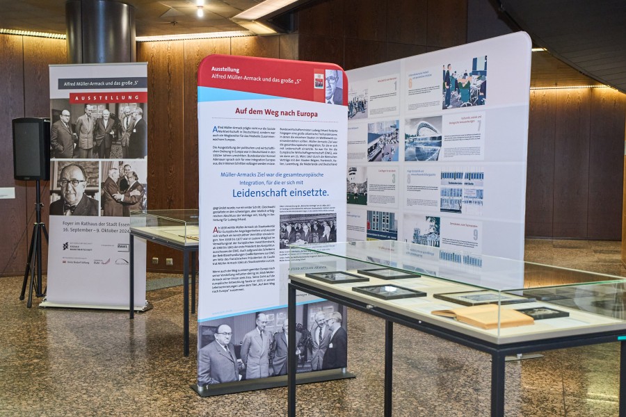 Neue Ausstellung im Essener Rathaus eröffnet