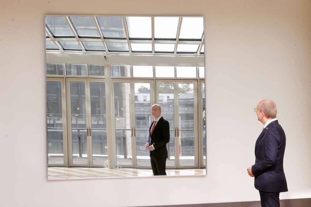 Landtag NRW erhält Werk von Gerhard Richter