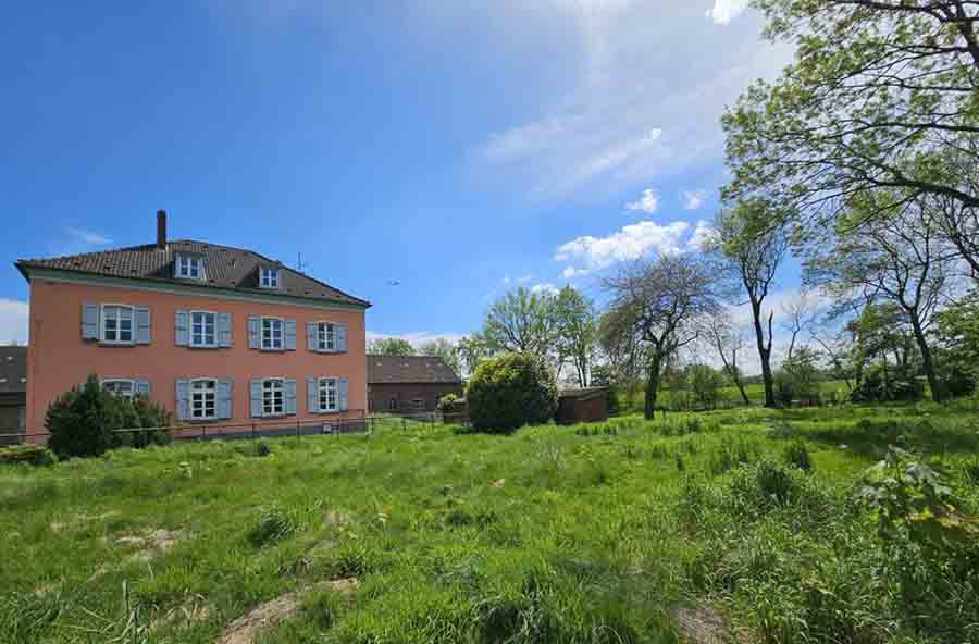 Nagelshof in Düsseldorf-Lohausen ausgeschrieben