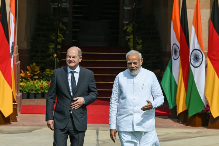 Scholz mit Ministern bei deutsch-indischen Regierungskonsultationen in Neu-Delhi