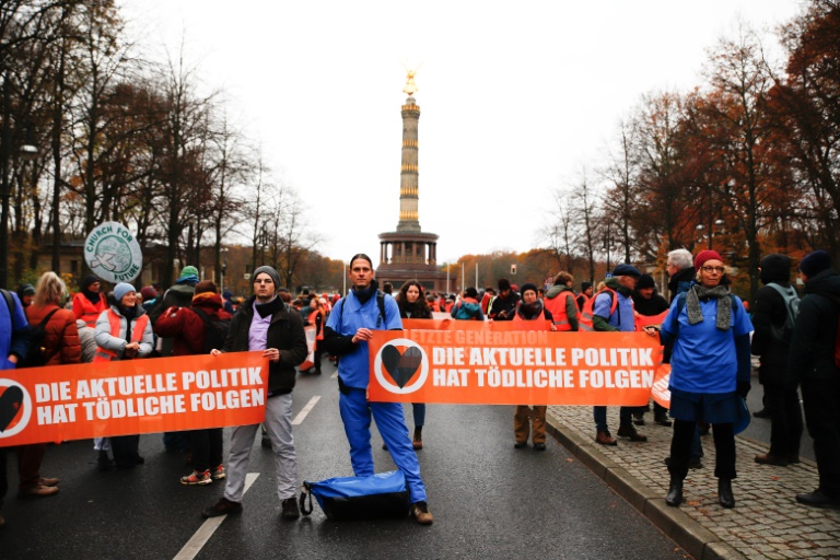 Klimaaktivist wegen Straßenblockaden in Berlin zu Geldstrafe verurteilt