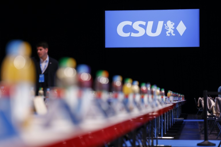 Merz tritt als Gastredner bei CSU-Parteitag in Augsburg auf