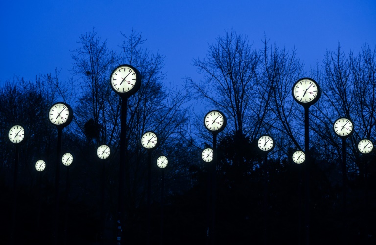 Sommerzeit zu Ende - Uhren auf Normalzeit zurückgestellt