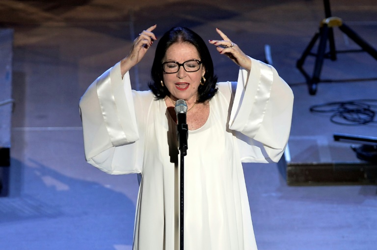 Nana Mouskouri nahm Album mit "Weiße Rosen aus Athen" beim Mauerbau auf