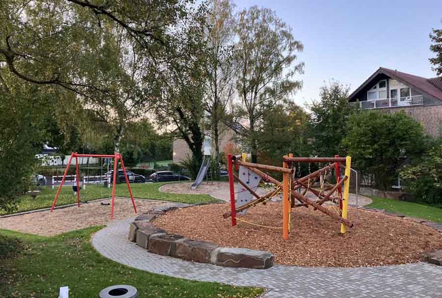 Kinderspielplatz Am Schwalbenberg saniert