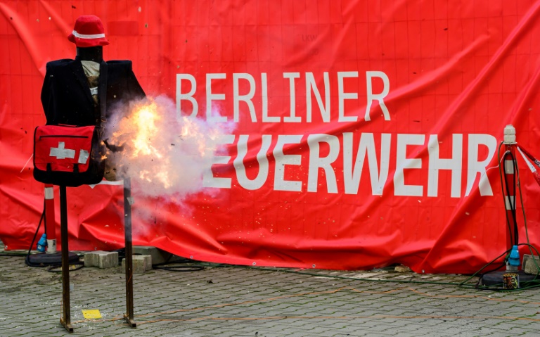 Zwölfjähriger durch selbstgebauten Böller in Berlin "irreparabel verletzt"