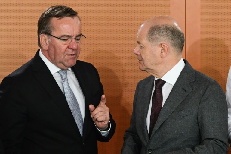 SPD-Kanzlerkandidatur: Forderungen nach schnellem Ende der Debatte um Scholz