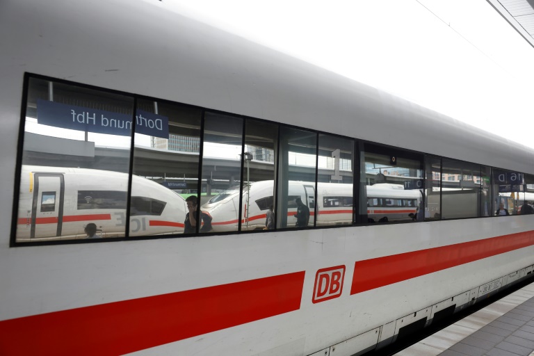 410 ICE-Züge: Deutsche Bahn sieht sich gut auf reisestarke Feiertage vorbereitet