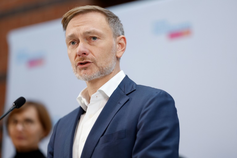 Ex-Wahlkampfberater spottet über Lindner - Sprecher des FDP-Chefs kritisiert Ton