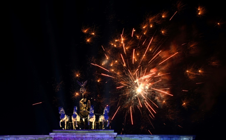 Silvesterfeiern in ganz Deutschland - "Willkommen 2025" am Brandenburger Tor