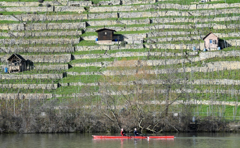 Keine Ölverschmutzung mehr auf Neckar bei Stuttgart