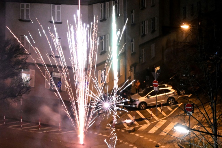 Feuerwerkskörper für zehntausende Euro in Nordrhein-Westfalen gestohlen