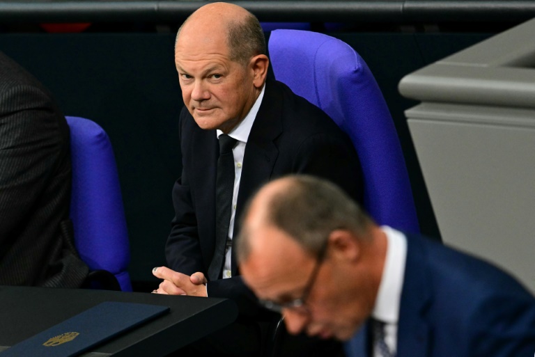 Merz weist Werben von Rot-grün um Zustimmung im Bundestag brüsk zurück