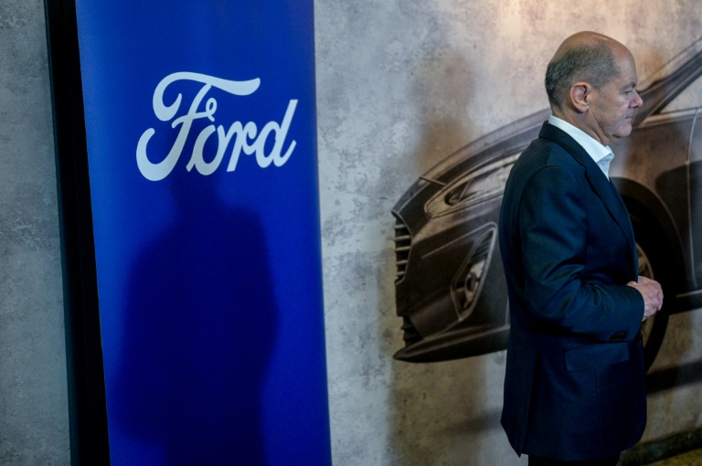 Kanzler Scholz fordert bei Ford-Besuch europaweite Kaufförderung für E-Autos