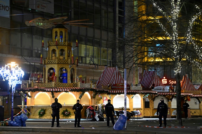 Mindestens zwei Tote bei mutmaßlichem Anschlag auf Weihnachtsmarkt in Magdeburg