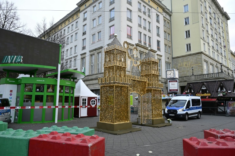 Scholz besucht mit Haseloff am Vormittag Anschlagsort in Magdeburg