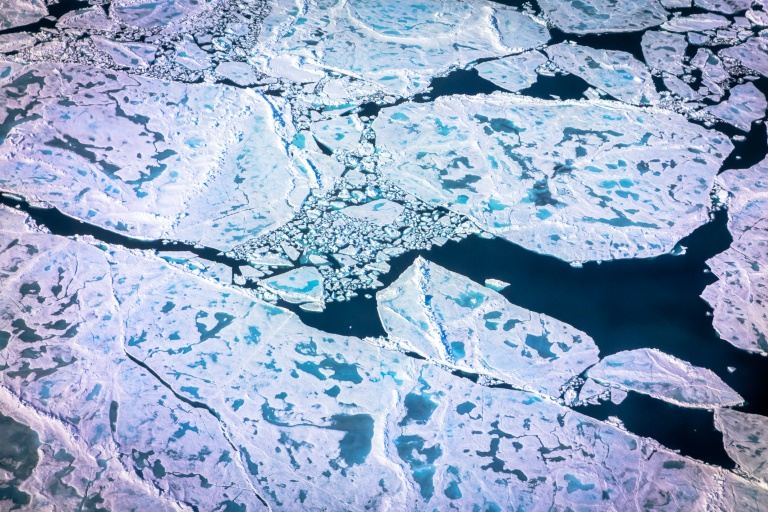 Auch für Eisbären wichtig: Presseisrücken in Arktis wegen Klimawandels auf Rückzug