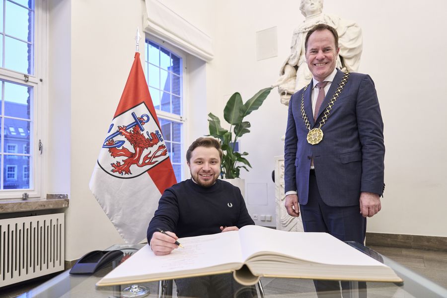 Valentin Baus im Düsseldorfer Rathaus empfangen