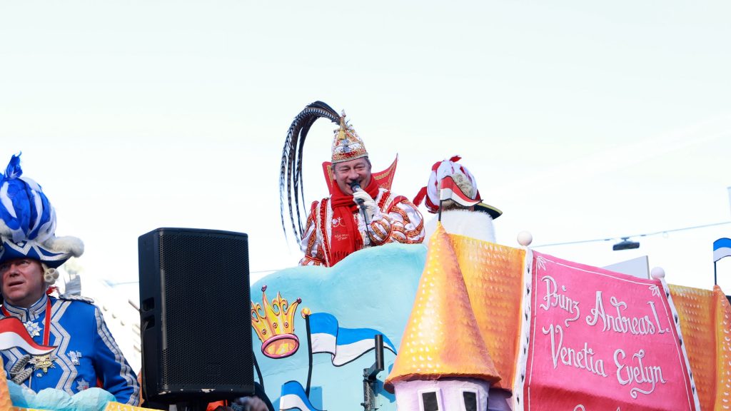 Rosenmontagszug 2025 in Düsseldorf