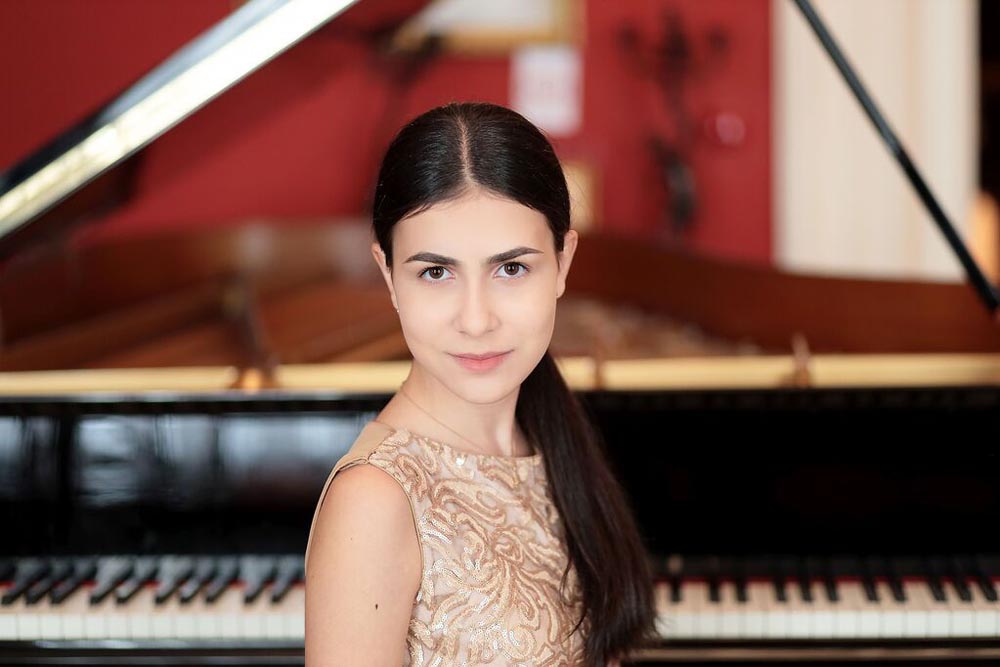 Pianistin Alexandra Dovgan