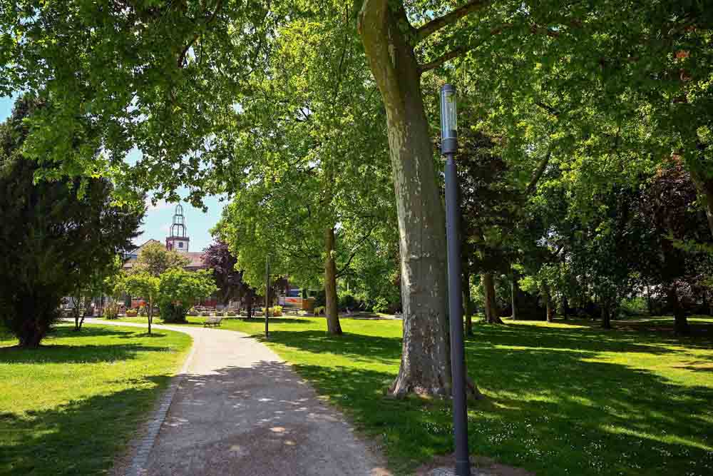Smarte Laternen im Hanauer Schlossgarten