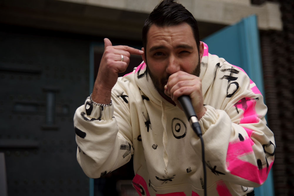 Rapper Dennis Buss