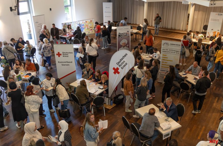 „JobKomet“ bringt Betriebe und Arbeitssuchende in Viersen zusammen