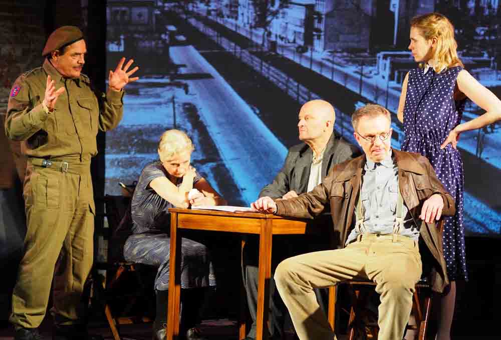Theaterstück Stunde Null
