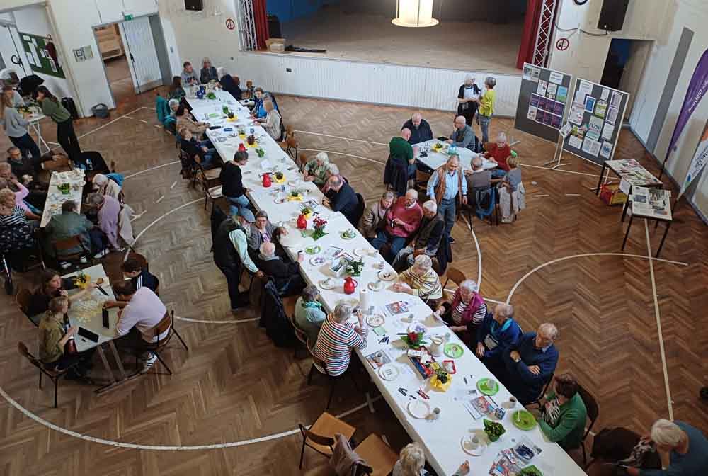 170 Meter: Die längste Kaffeetafel Würzburgs