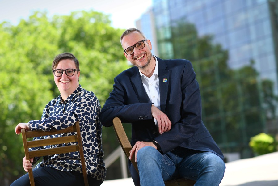 Dr. Sophia Schmid, stellvertretende Direktorin VHS Essen, und Stephan Rinke, Direktor VHS Essen