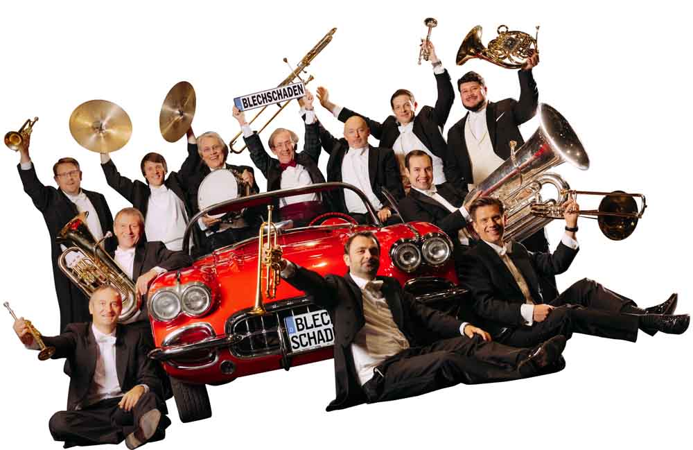 Gruppenbild Bob Ross und Blechschaden
