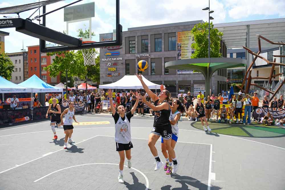 3x3-Basketball-Hessenmeisterschaft auf dem Freiheitsplatz Hanau