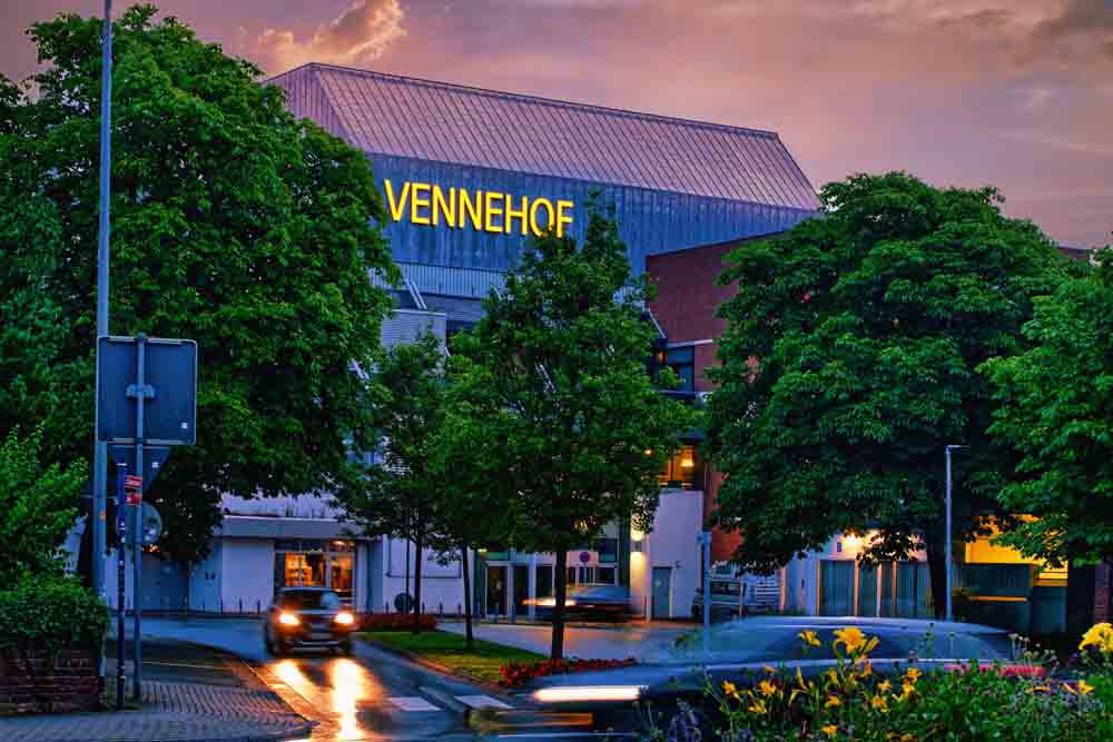 Außenaufnahme Stadthalle Vennehof