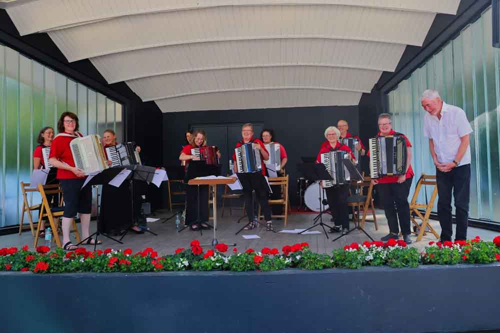 Akkordeonorchester Gütersloh auf der Bühne