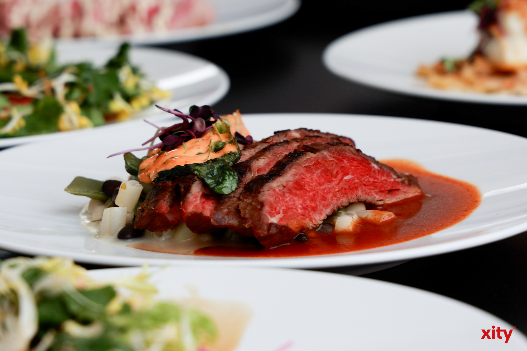 Essen auf Tellern
