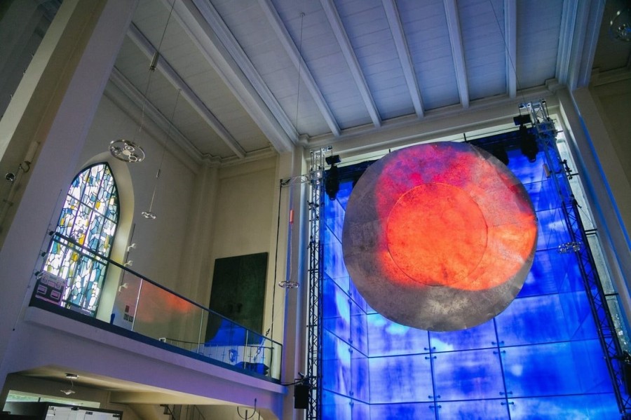 Installation "Licht & Segen - Atonitry" in der Marktkirche