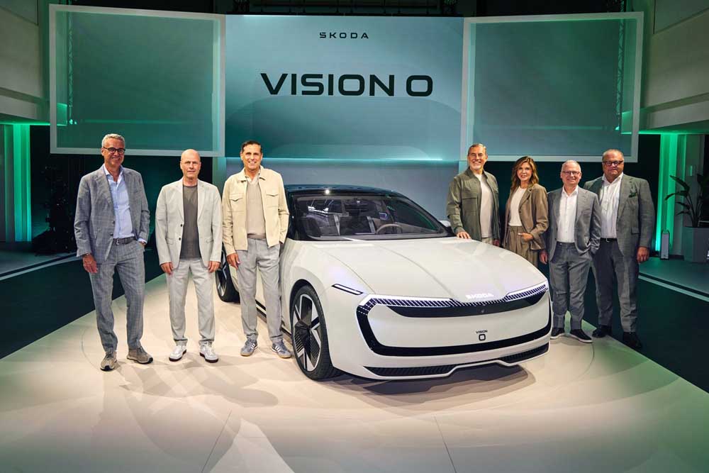 Der Vorstand von Skoda Auto bei der Weltpremiere in München